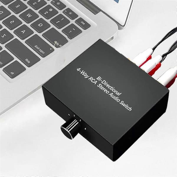 4-ports toveis R L lydsvitsjeboks Lydrotasjonsbryter Plug and Play Lydsplitter for