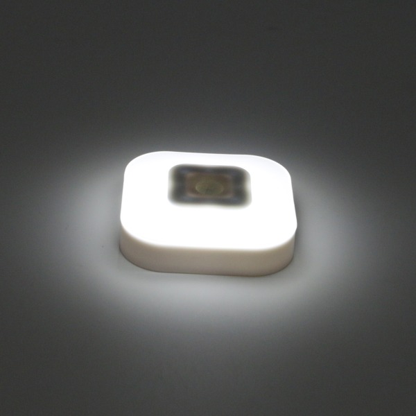 1 st LED-sensor nattljus tvåväxlad vitljusbatteri