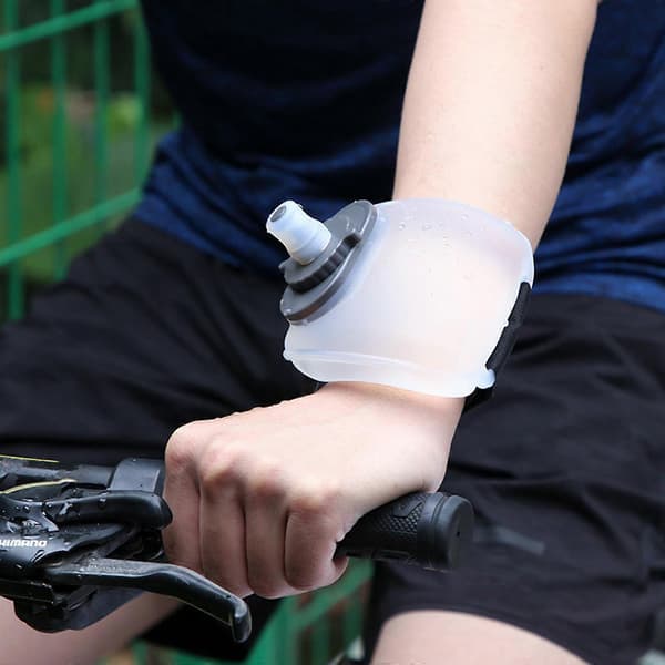 Löpande Vattenflaska Sport Mini Handleds Vattenflaska Handledsväska Klättring Vit White