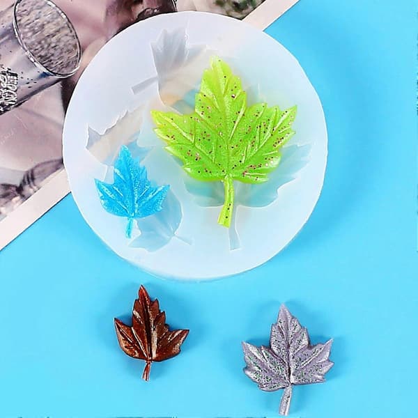 Eco-Friendly Easy Release Silicone Maple Leaf Cake Mold for Home