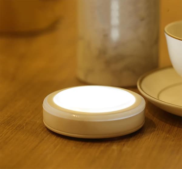 LED nattlys, trådløst bevegelsessensorlys, intelligent automatisk hjemmebelysning 2*stk