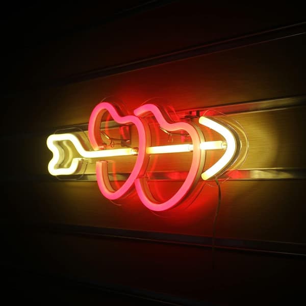 LED-neonvalot Amor, punainen sydän, neonseinä KLB