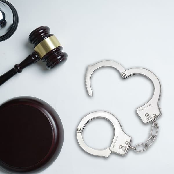 Toy Handcuffs with Key, Metal Handcuffs, Costume Accessory KLB
