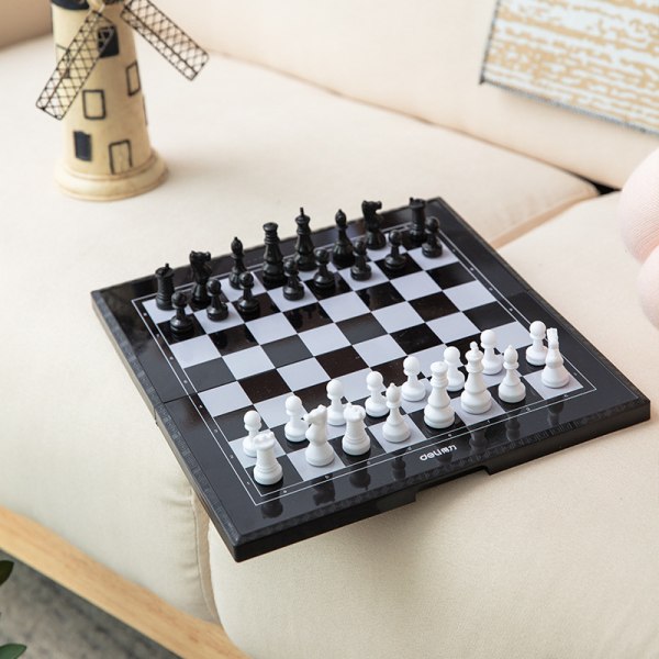 Set Mini International Chess Fällbar Magnetisk Plast Schackbräde Brädspel Bärbar Barn Bärbar Leksak