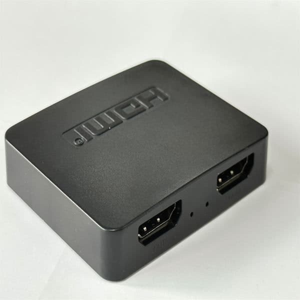 INF 4K HDMI-splitter 1 inn / 2 ut Svart