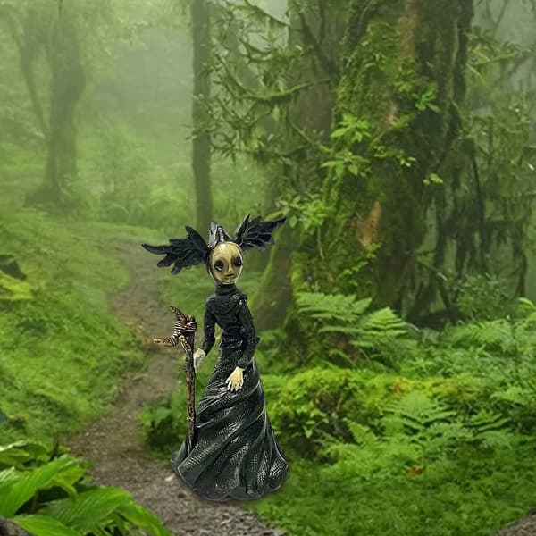 2025 Witch Figurines, Halloween Witch Figurines Resin Figurine Statue Scary Ornament for Yard