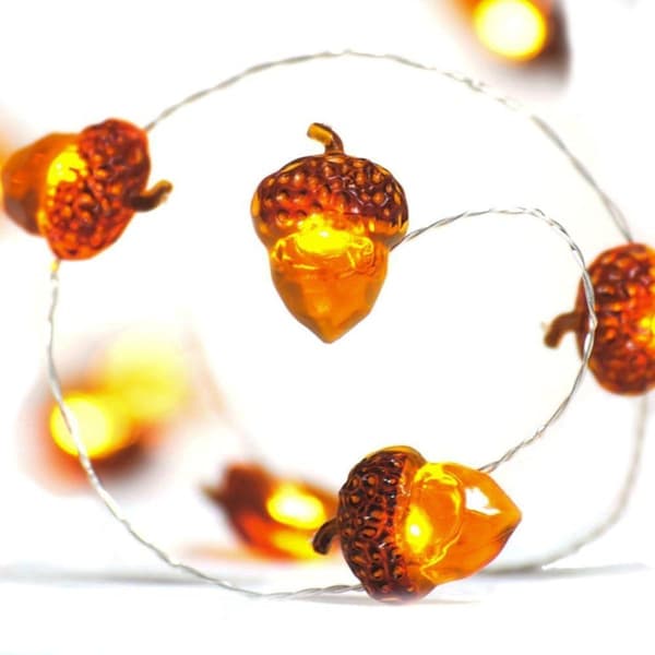 LED-lyslenker med 20 LED-lys i eikenøttform, batteridrevne, 1,5 m lange, KLB
