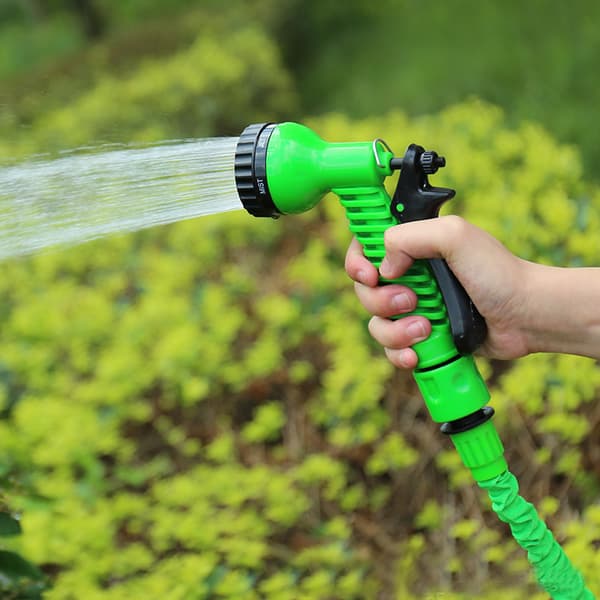 Red Garden Hose, Retractable 115x50x185mm with 7 Functions