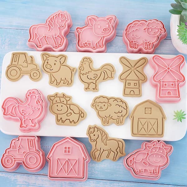 8 Pcs/Set Cookie Mold Flexible Easy to Clean Pink Animal Shaped Cookie Cutter for Bakery