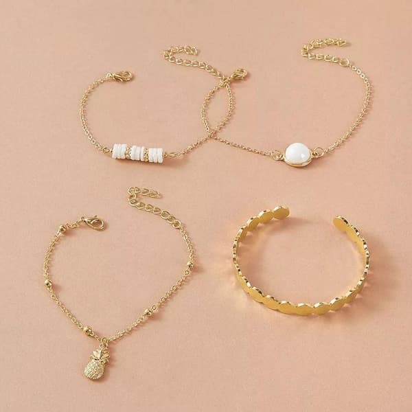 4 stk Gull Chic Armbånd / Bangle med Ananas, Kuler & Perler