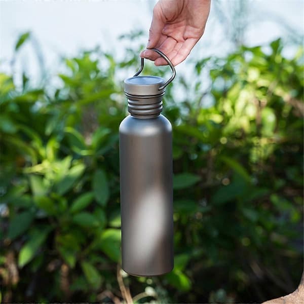 750 ml titanium vandflaske til udendørs camping, vandreture, cykling og camping Titanium Titanium