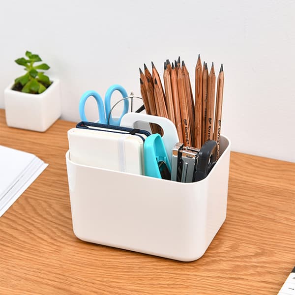 Bathroom Organizing Basket with Divided Compartments, Portable Caddy for Easy Transport, Durable Material Storage Solution, Handheld Toiletry Basket