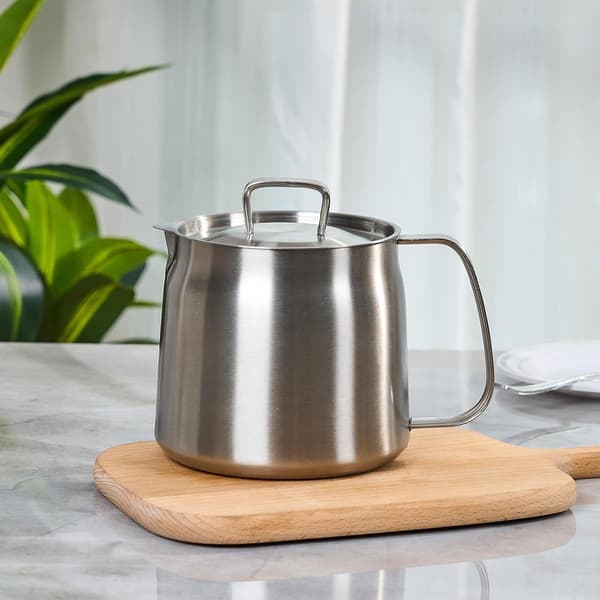 Friteuse i rustfritt stål med kurv og sil 1,5L 1,4 liter Tåler oppvaskmaskin sølv