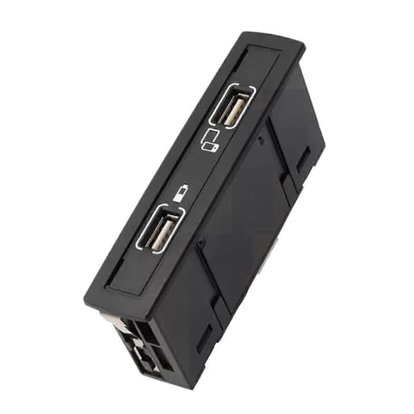 USB-uttak for dashbord A CLASS GLA CLA Tilkoblingsmodul A1728202100 1728202100 1728202200
