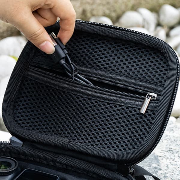 Carrying case compatible with DJI Osmo Nano - custom-shaped nylon camera pocket, shockproof and scratch-resistant, compact travel case