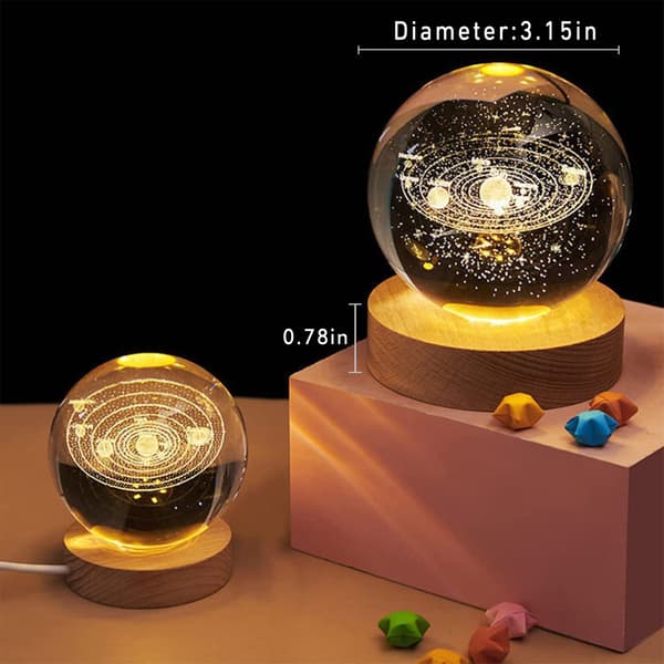 3D Planet Krystallkule Nattlampe, Romgalakse Krystallkule med Trebase, 3D Gravert Solsystem Krystallkule med LED-lysbase