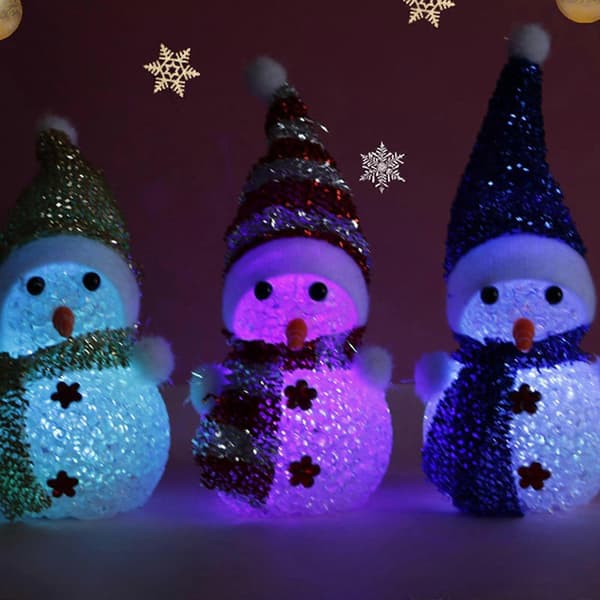 Sæt med 6 lysende LED-snemænd, dekorationspynt perfekt til julepynt og til at gøre familiesammenkomster sjovere