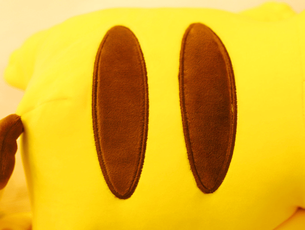Pikachu plyslegetøj 30cm