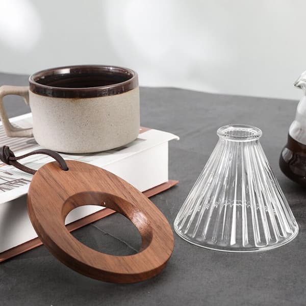 Creative Walnut Coffee Filter Holder Coffee Filter Cup with Wooden Stand Solid Wood Coffee Funnel Holder