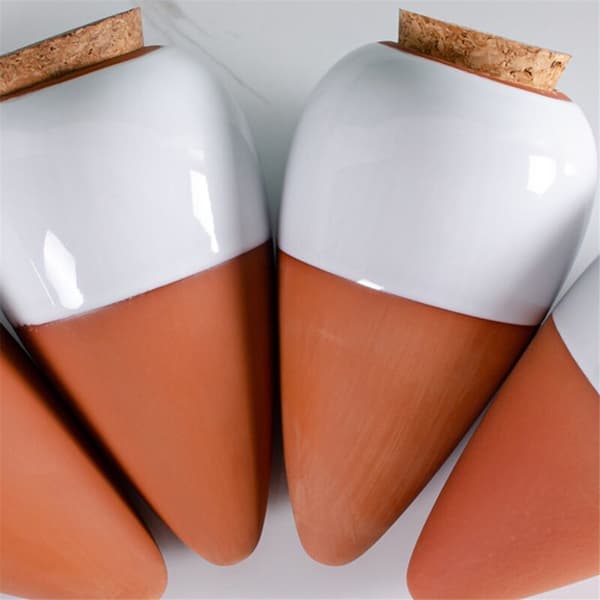 Plant Watering Globes, Terracotta Spikes - Slow Release Watering Can, 47 cl Automatic, 4 Pieces