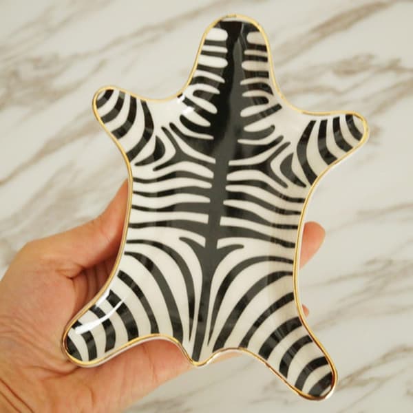 Zebra Stribet Smykkeskrin Keramisk Serveringsplade Guldbelagt 15 cm, Sort
