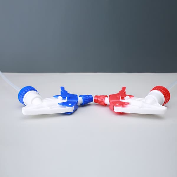 Sprayhode Spray i blått (individuelt) | Sprayhode for flasker (passer 28/400 gjenger) -