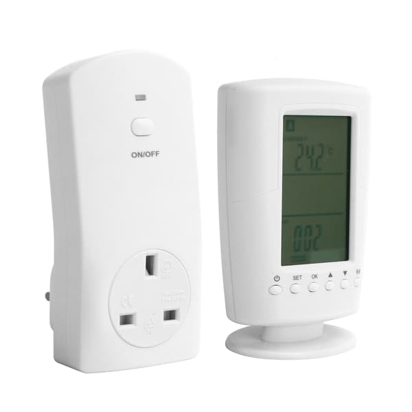 LCD Backlight Temperature Controller Wireless Remote Programmable Thermostat Socket UK 250V 13A 50Hz 3250W Maximum