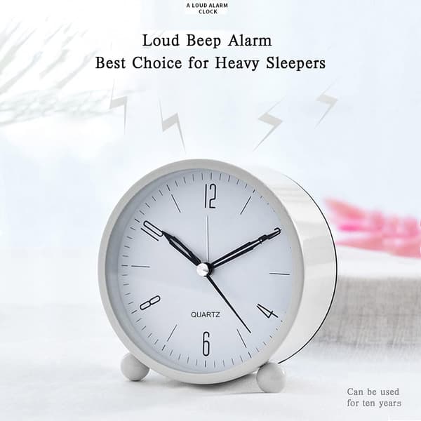 Silent Analog Alarm Clock for Children - Large 4 Inch Dial with