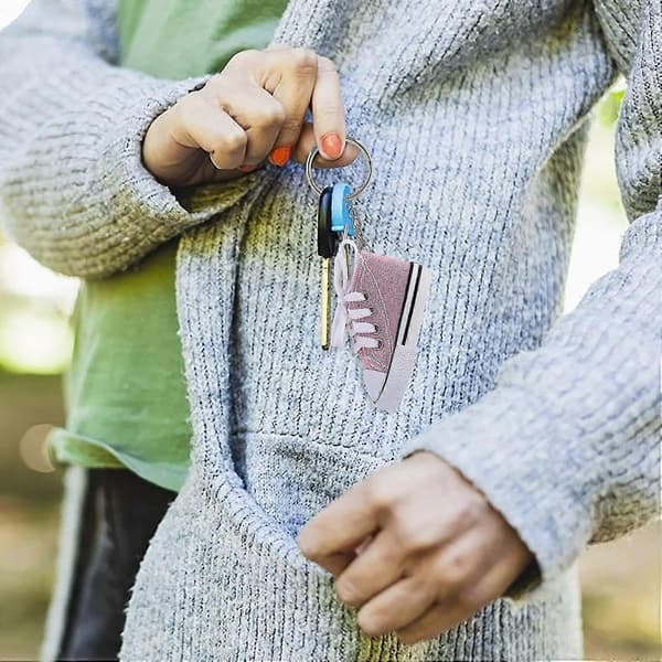 Avaimenperä Mini Sneaker Kenkä Avaimenperä Riipus 12kpl