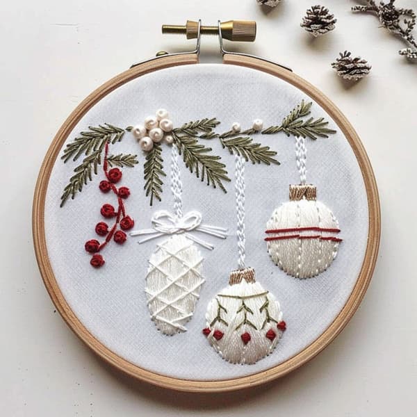 DIY Handbroderi Startkit - 3 Set med Mönster och Båge