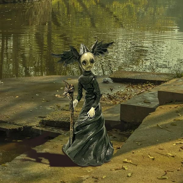 2025 Witch Figurines, Halloween Witch Figurines Resin Figurine Statue Scary Ornament for Yard