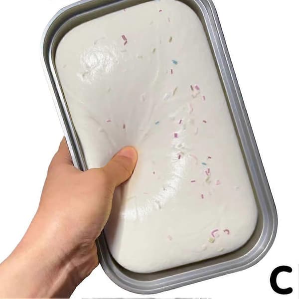 Slow Rebound Simulation Toast Box Cake Squeeze Funny Simulation Toast