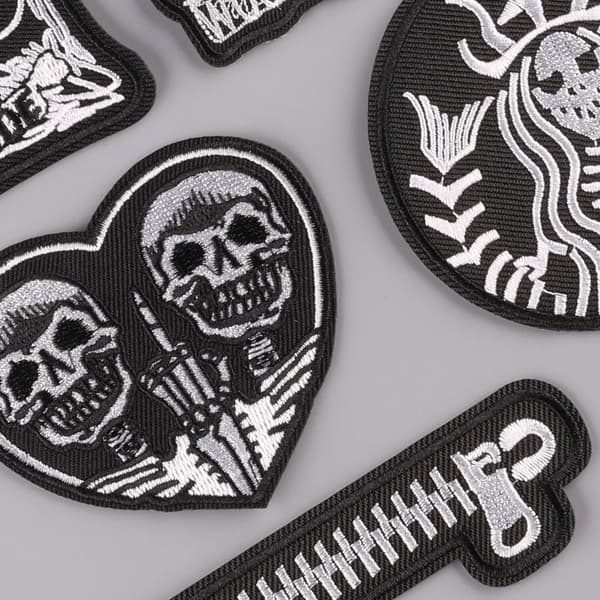 Broderede strygemærker, (Kranie/Punk) 16 STK Patch Sticker, Vint