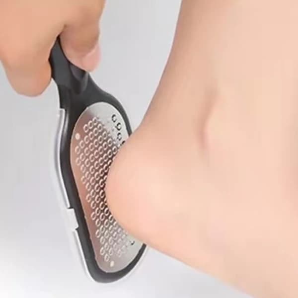 Foot file with lid, anti-splash foot care product