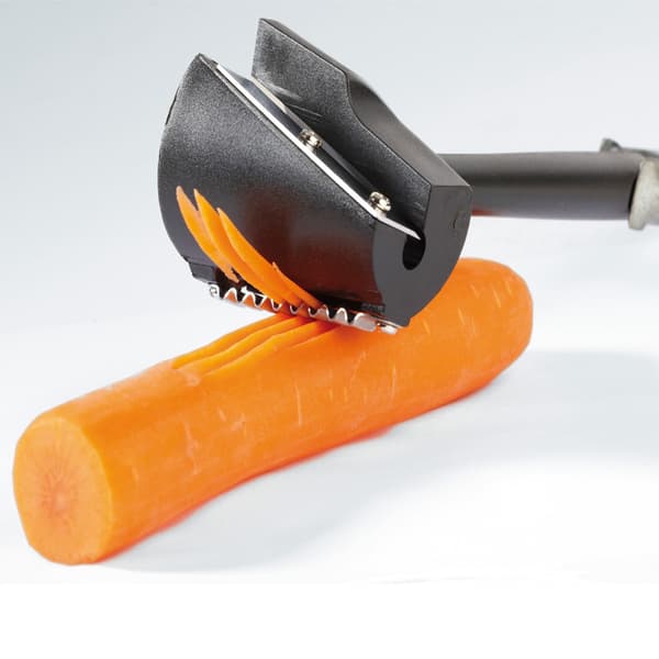 1 pc Creative Kitchen Utensil Strawberry Fruit and Vegetable Slicer Cucumber Planer