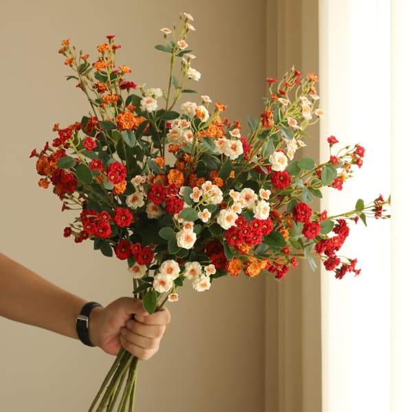 5 lange grene små roser, rosensimuleringsblomster, silkeblomster