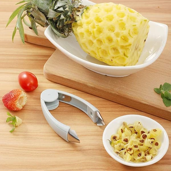 V-formet jordbærskreller, 2 stk. ananasutkjerner, tomatpotte