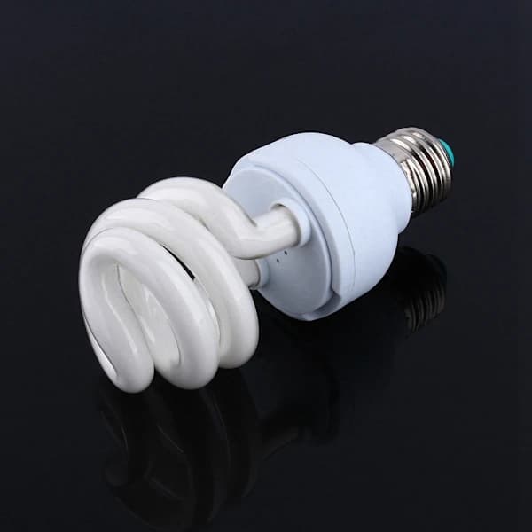 Energibesparende UVB krybdyrlampe - 13W, E27-fatning