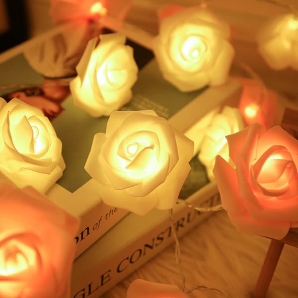 3 meter LED string light with 20 bulbs, USB powered, 7 cm pink and white roses, for room and bedroom