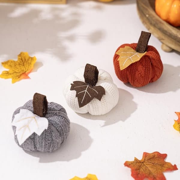 Strikkede gresskarpynt til Thanksgiving og Halloween (3 stk, 9cmx9cmx6cm)