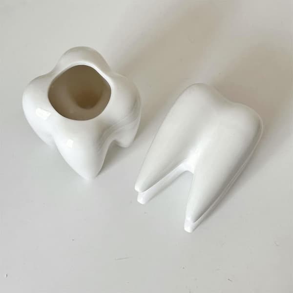 Tooth Shaped Toothbrush Holder, Ceramic Toothbrush Holder Storage Bucket, Personalized Decoration (White)