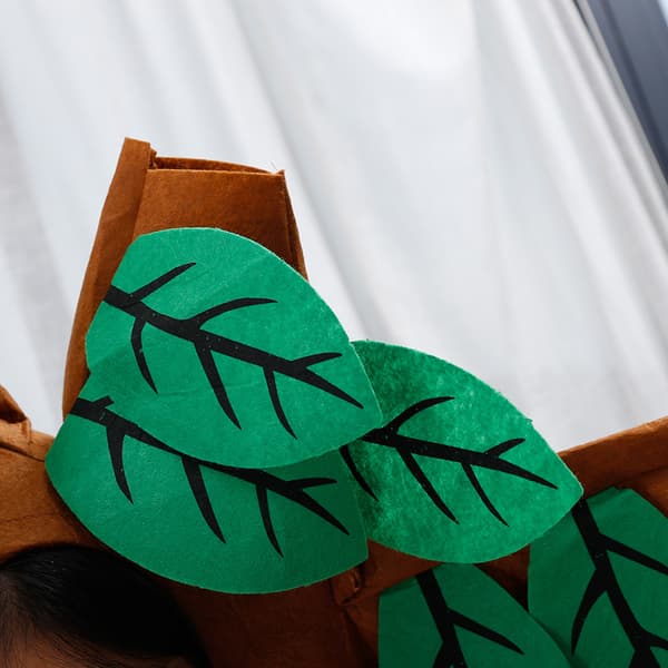 Unisex lasten puu -asu koot (140 cm)