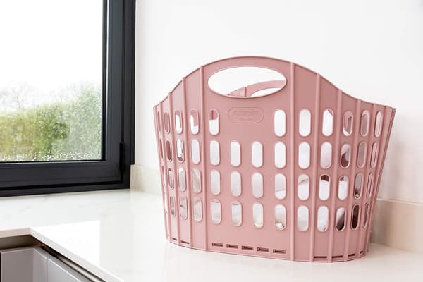 Sammenklappelig vasketøjskurv til nem opbevaring, pink, 38 liter