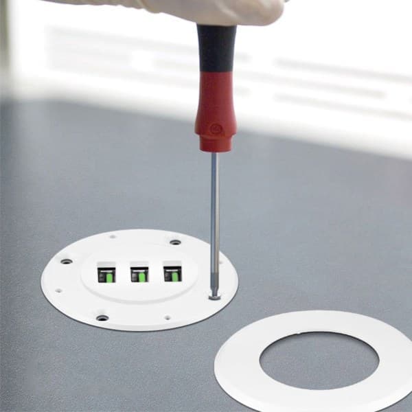3-port USB Desktop Charger Desktop Charging Station mounts in 2.0\"/50mm through-hole with adapter and 1.5m power cable