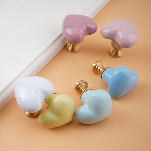 6 pcs Brass and Ceramic Knobs with Heart-shaped Handles for Wardrobe, Cabinet, TV Stand