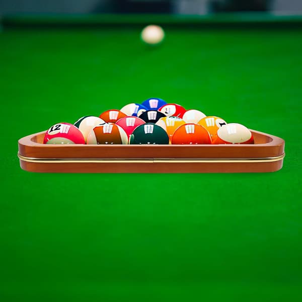 Træ Billard Trekantstativ Pool trekantstativ holdbart stabilt til Snooker Billardbord tilbehør retro stil Professionel og Fritidsspiller -