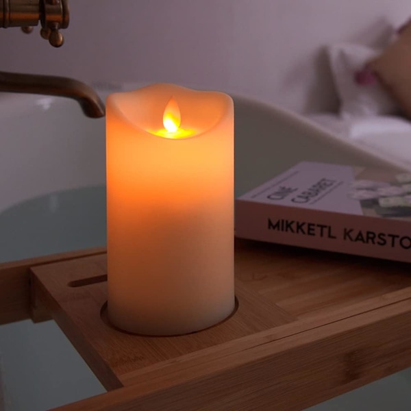 Flamlös utomhuslampa, vattentät, LED flimrande låga, batteridriven lampa med fjärrkontroll och timer, frostad elfenbensfärgad plast.