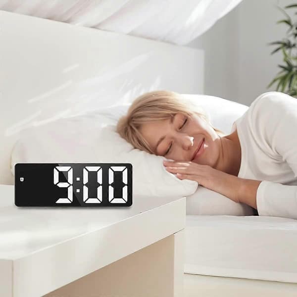 Large LED Display, USB/Battery Powered Alarm Clock with Temperature, Snooze, Date, 3 Adjustable Brightness Levels, Voice Control, for Bedroom