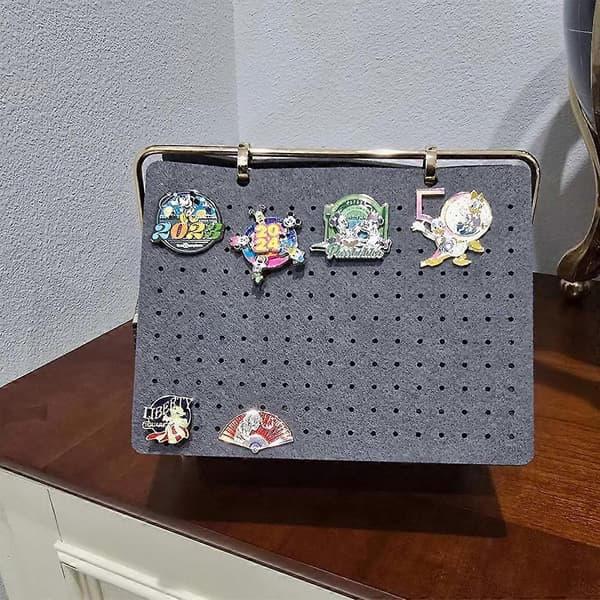 Nåleholder Stativ Emalje Pin Display Stand Trade Pin Bære Broche Display