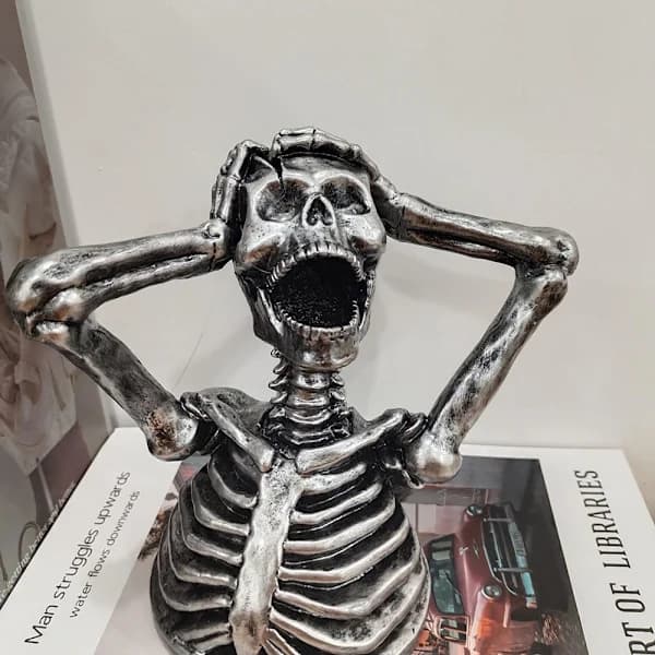 Hullu Kranie Ornament Harpiks Håndværk Interiør Horrorpynt